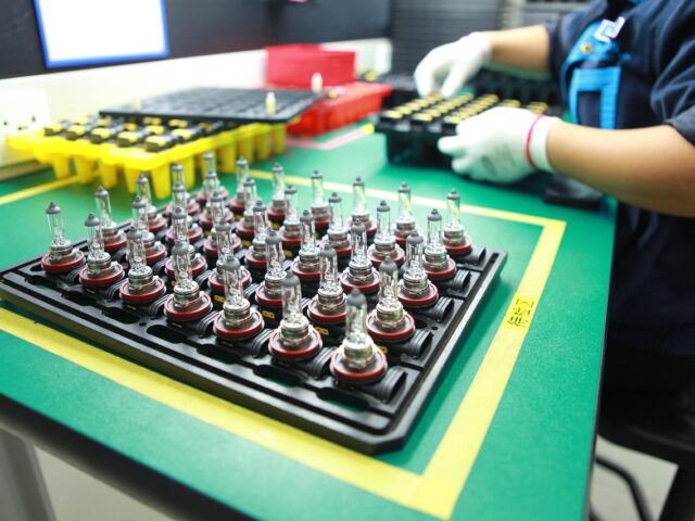 24/7 Manufacturing Plant Surveillance: Building Strong Visibility