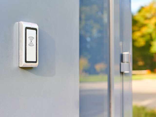 How Modern Access Control Systems Improves Safety for Businesses
